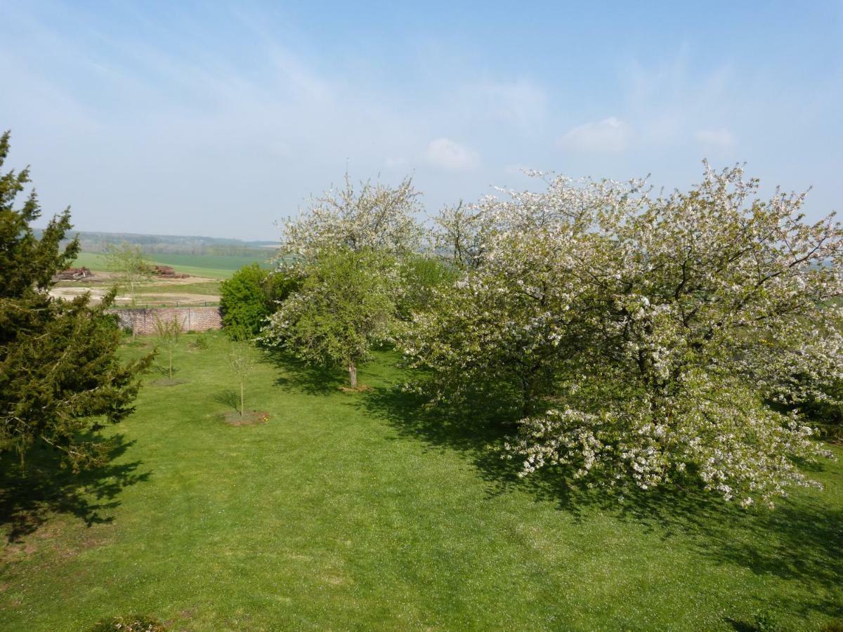 Le Manoir De Crisolles Bed & Breakfast Exterior foto